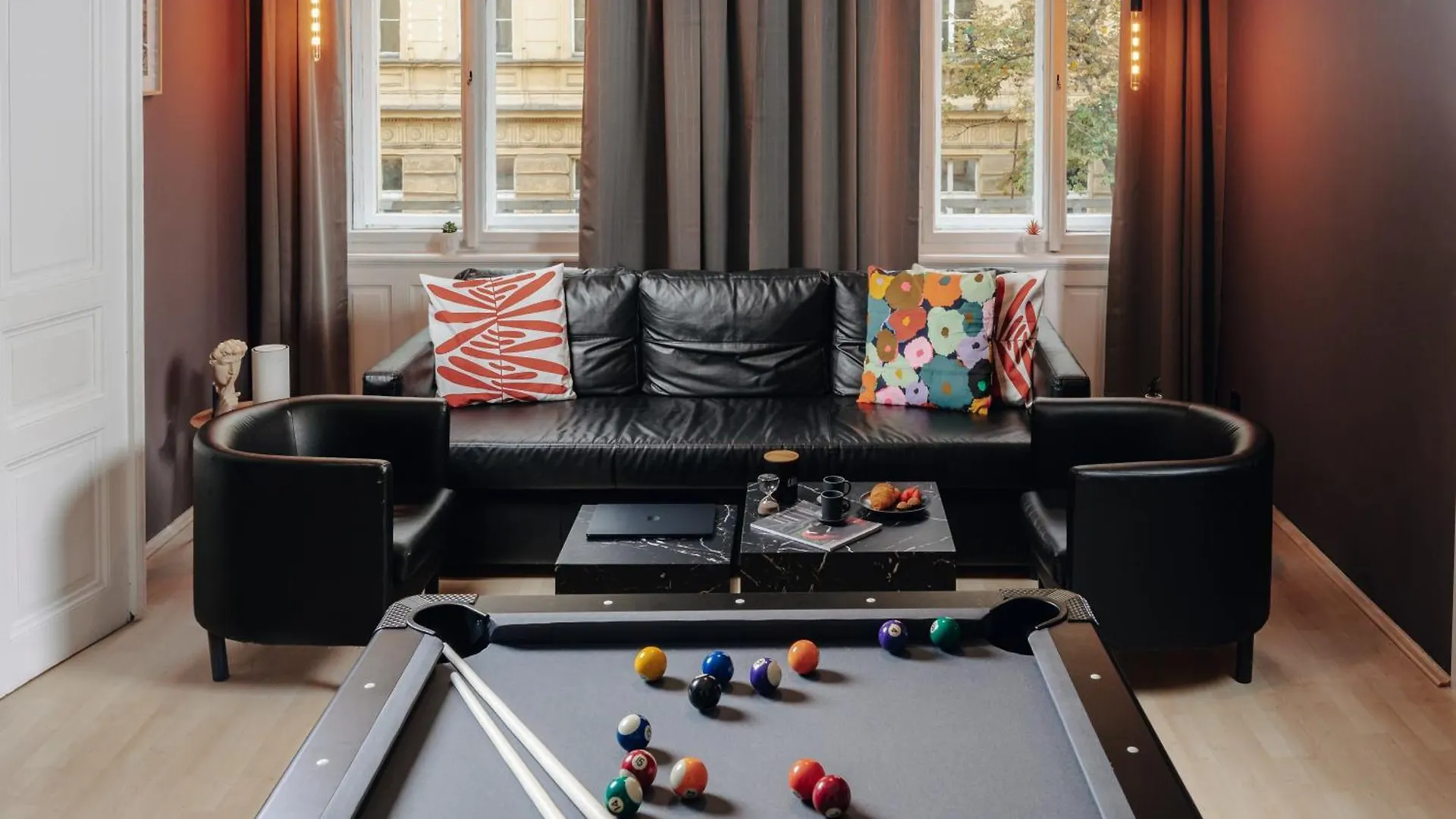 Cinema Apartment Billiard & Foosball - City Centre Prague