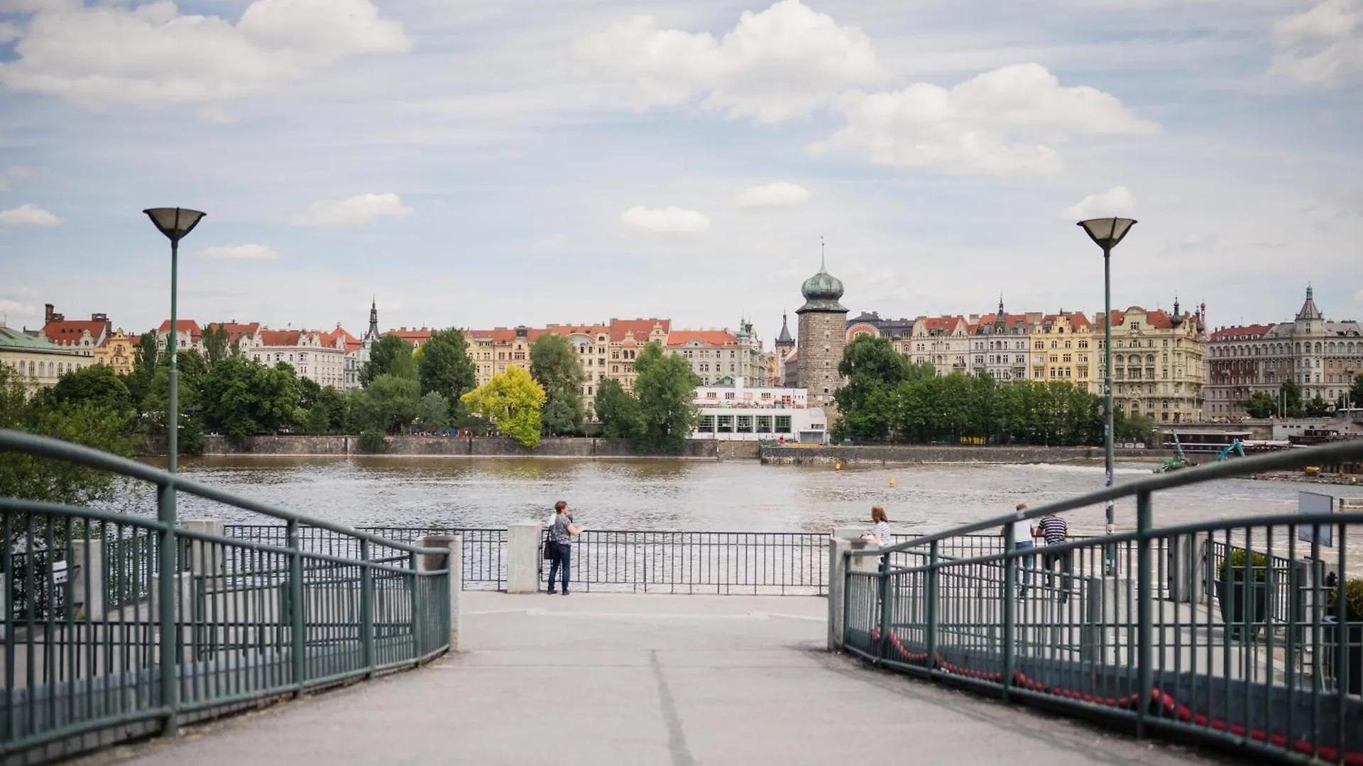 Cinema Apartment Billiard & Foosball - City Centre Prague