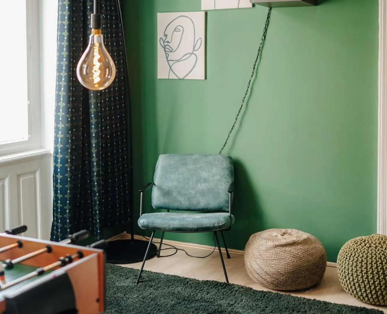 Cinema Apartment Billiard & Foosball - City Centre Prague