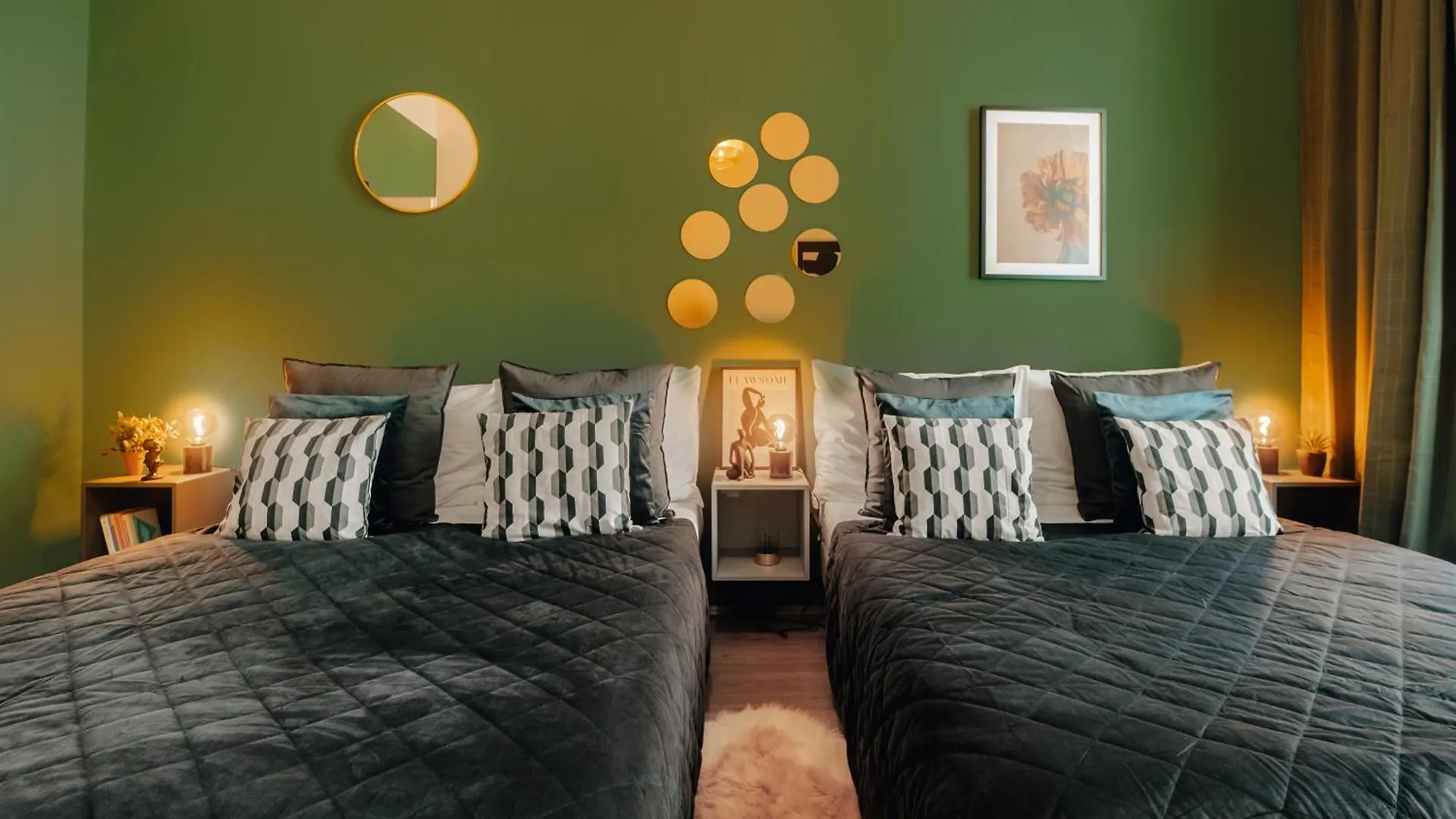 Cinema Apartment Billiard & Foosball - City Centre Prague